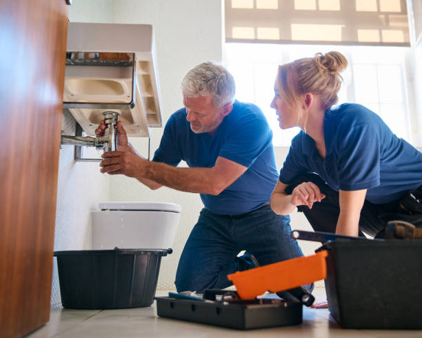 Best Local Plumber Services  in Lower Grand Lagoon, FL